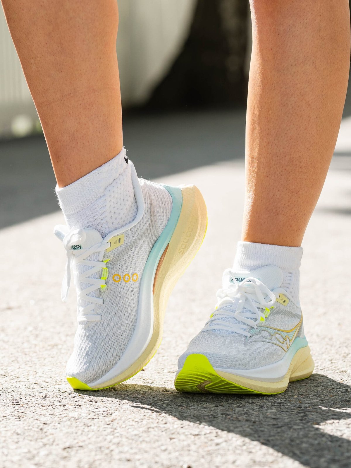 Saucony Endorphin Speed 5 White / Tender