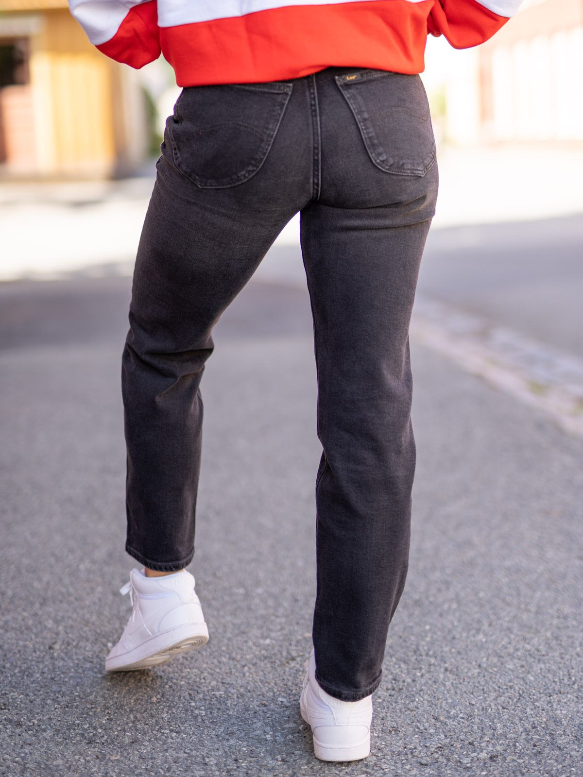 Lee Carol Straight Captain Black