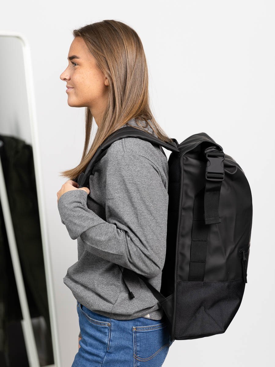 Rains Buckle Rolltop Rucksack Black