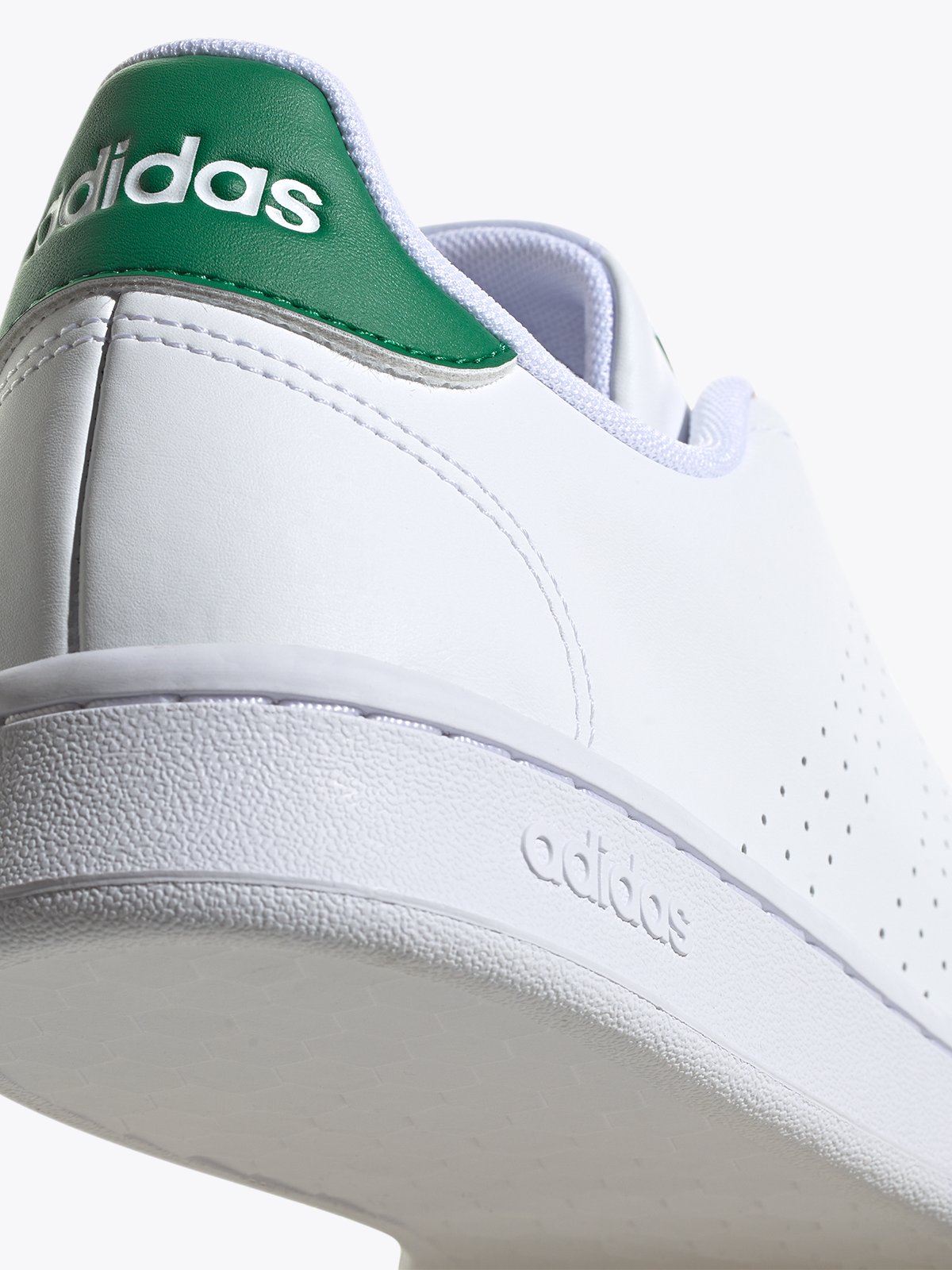 adidas Advantage Hvit
