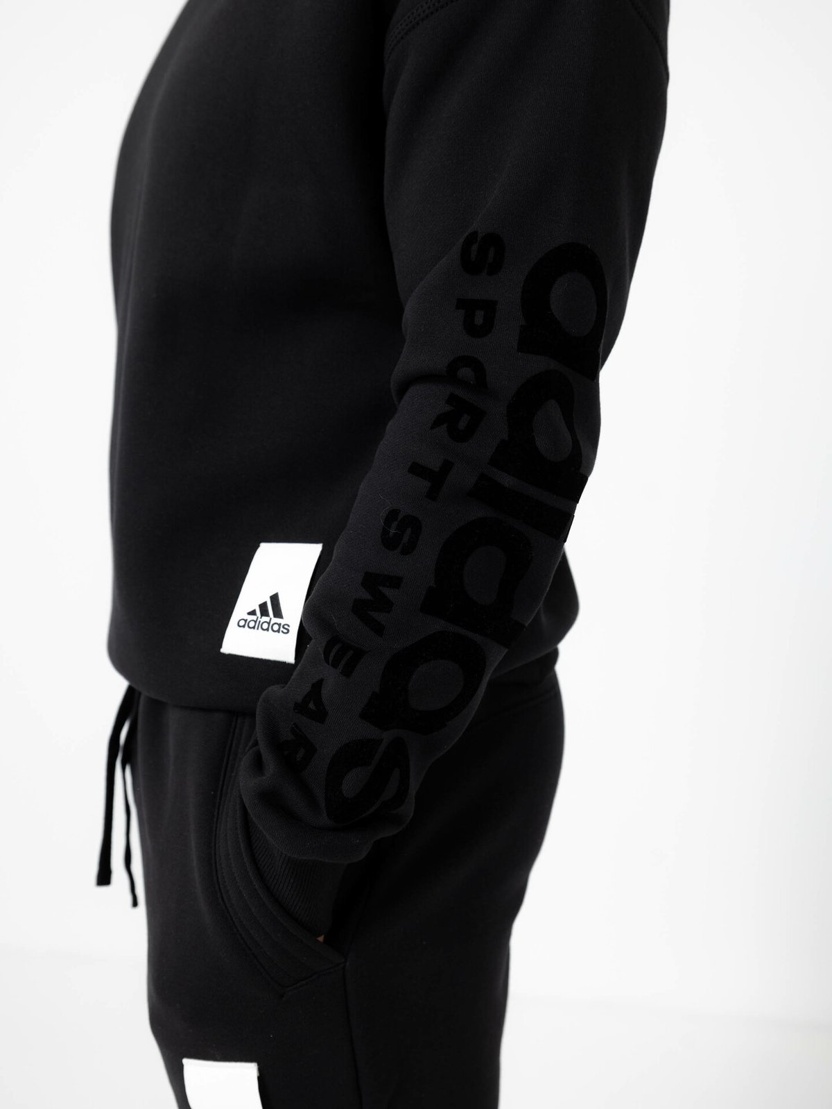 adidas Caps Sweater Black