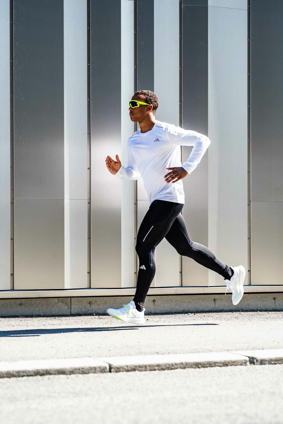 adidas Fast Long Sleeve Tee Hvit