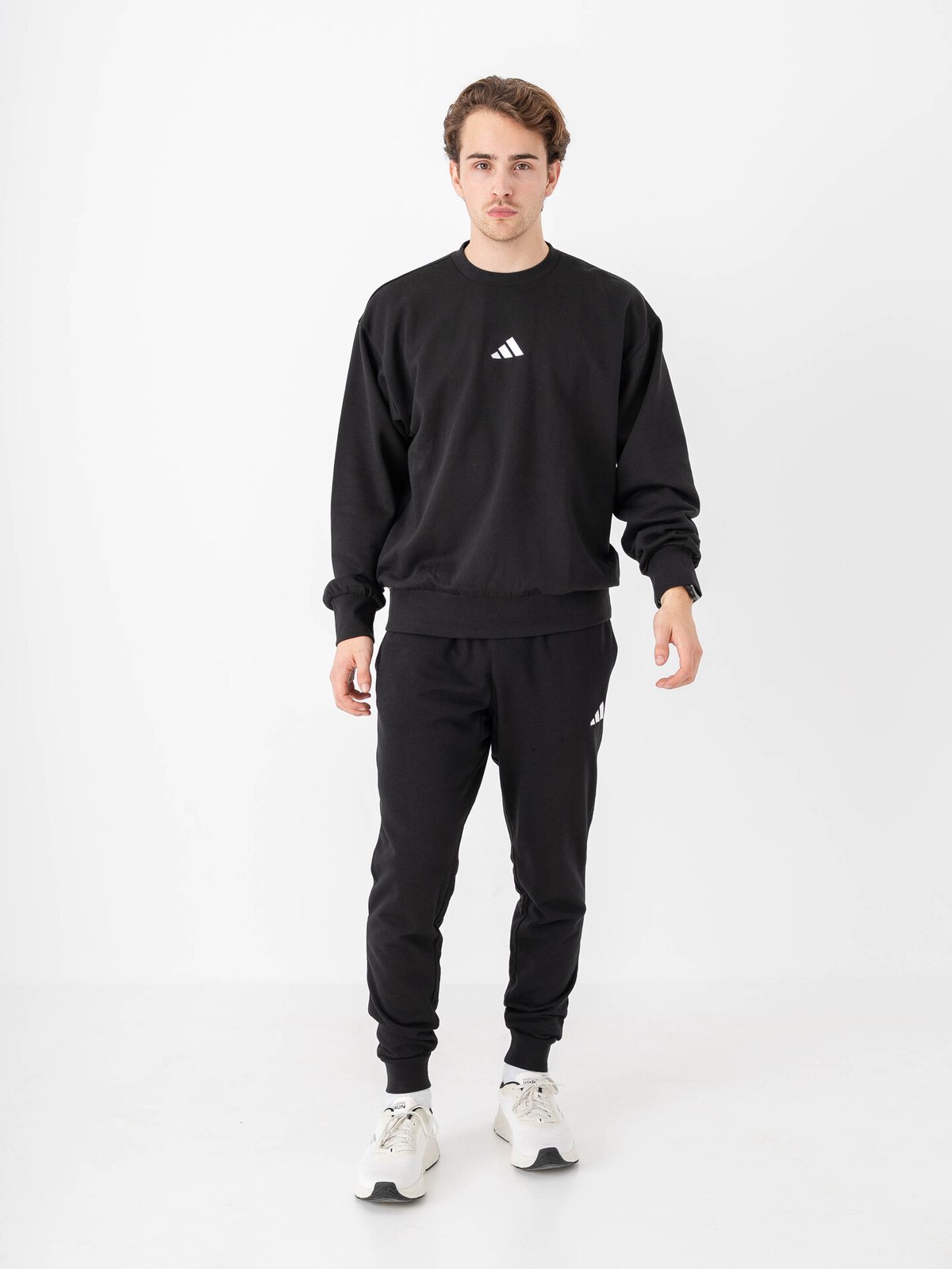 adidas Feelcozy Pant Black / White