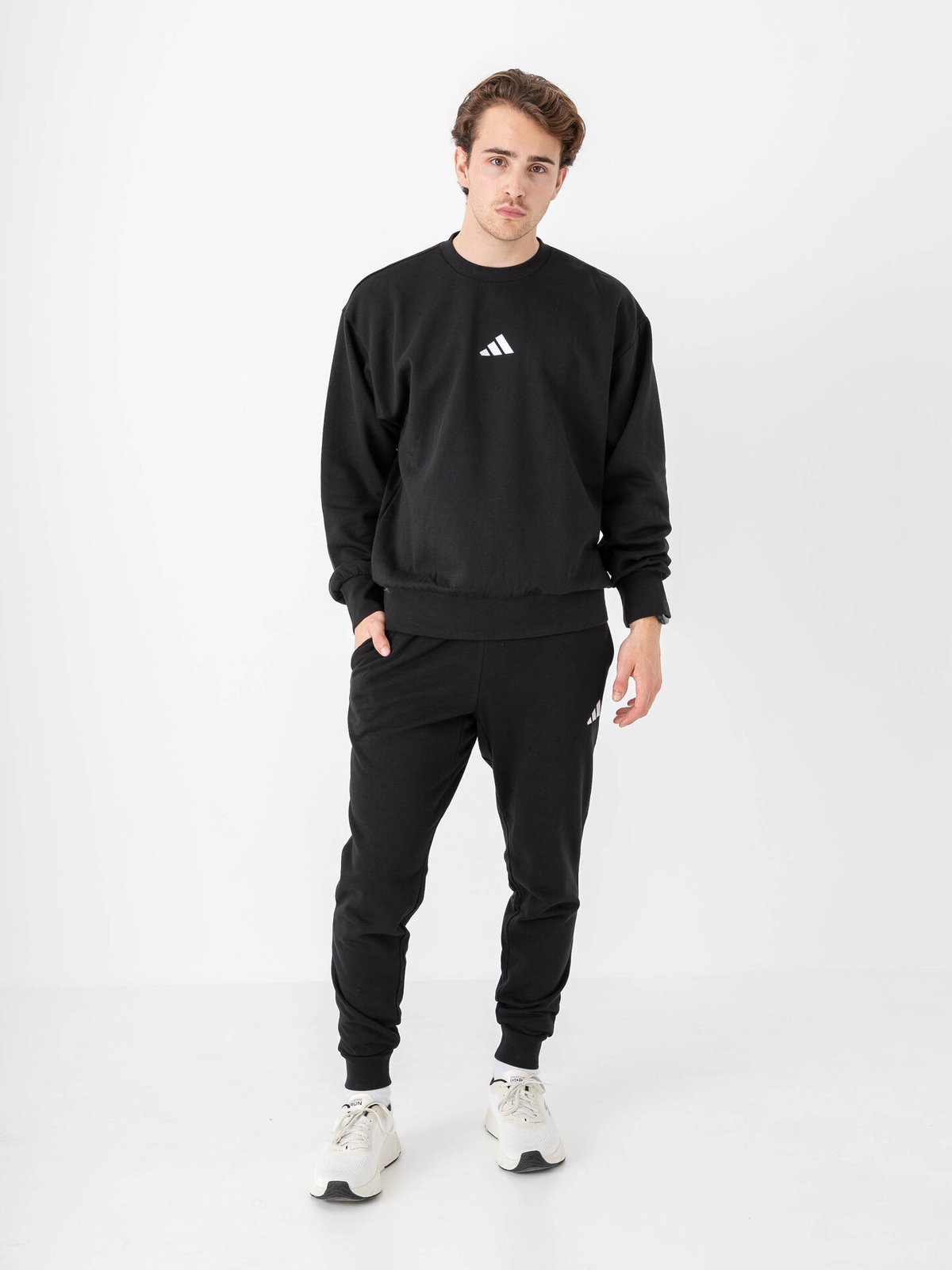 adidas Feelcozy Sweater Black
