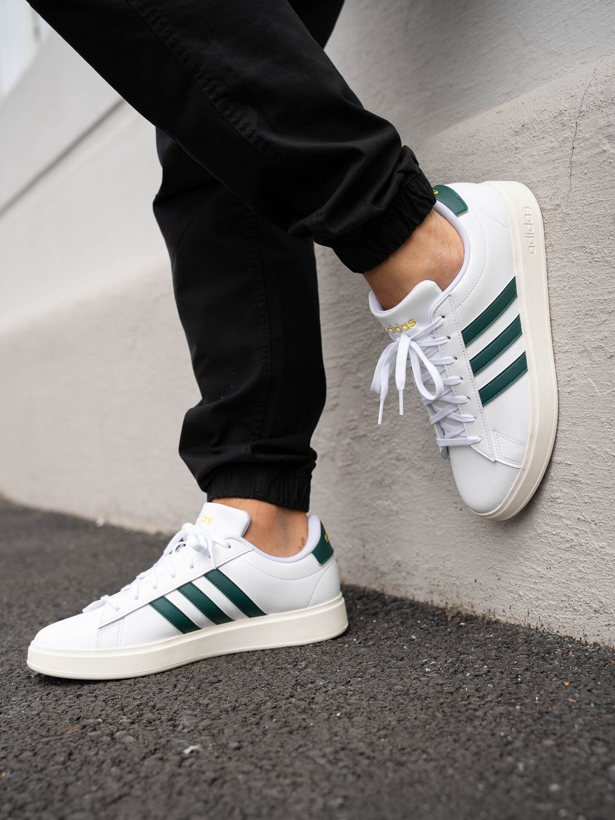 adidas Grand Court 2.0 Cloud White / Collegiate Green / Utility Yellow