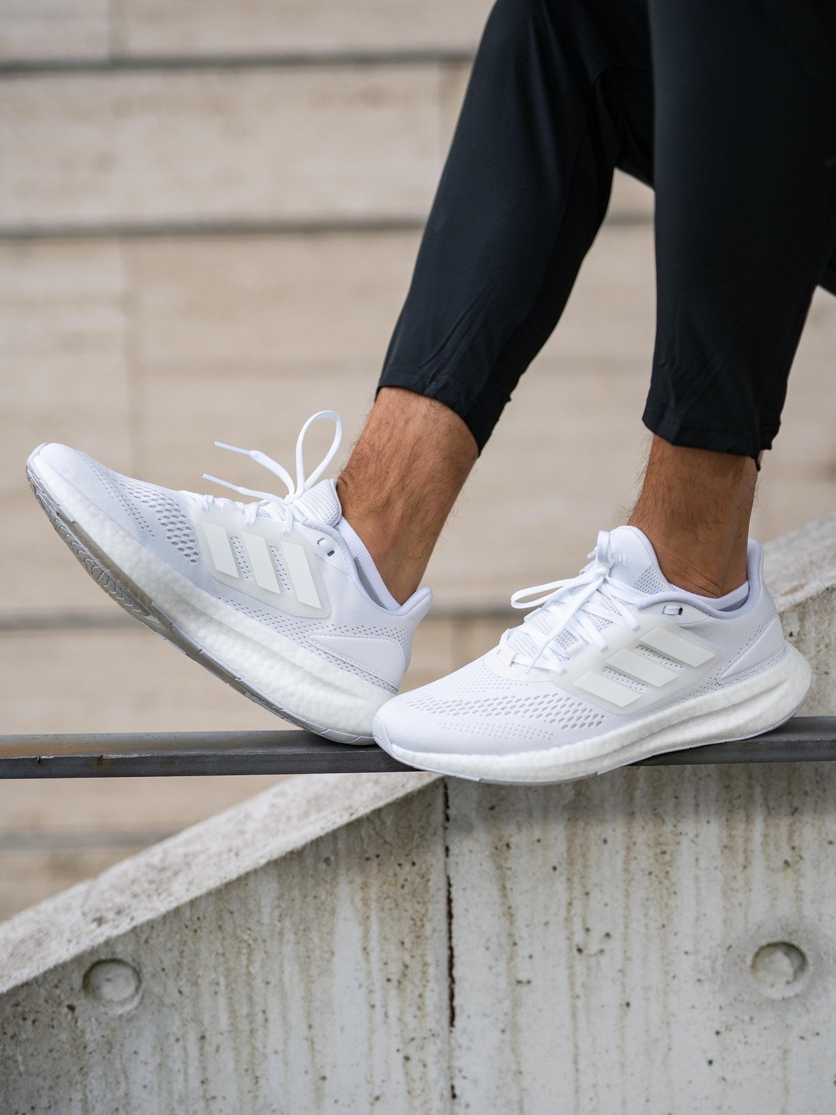 adidas Pureboost 22 Cloud White / Cloud White / Core Black