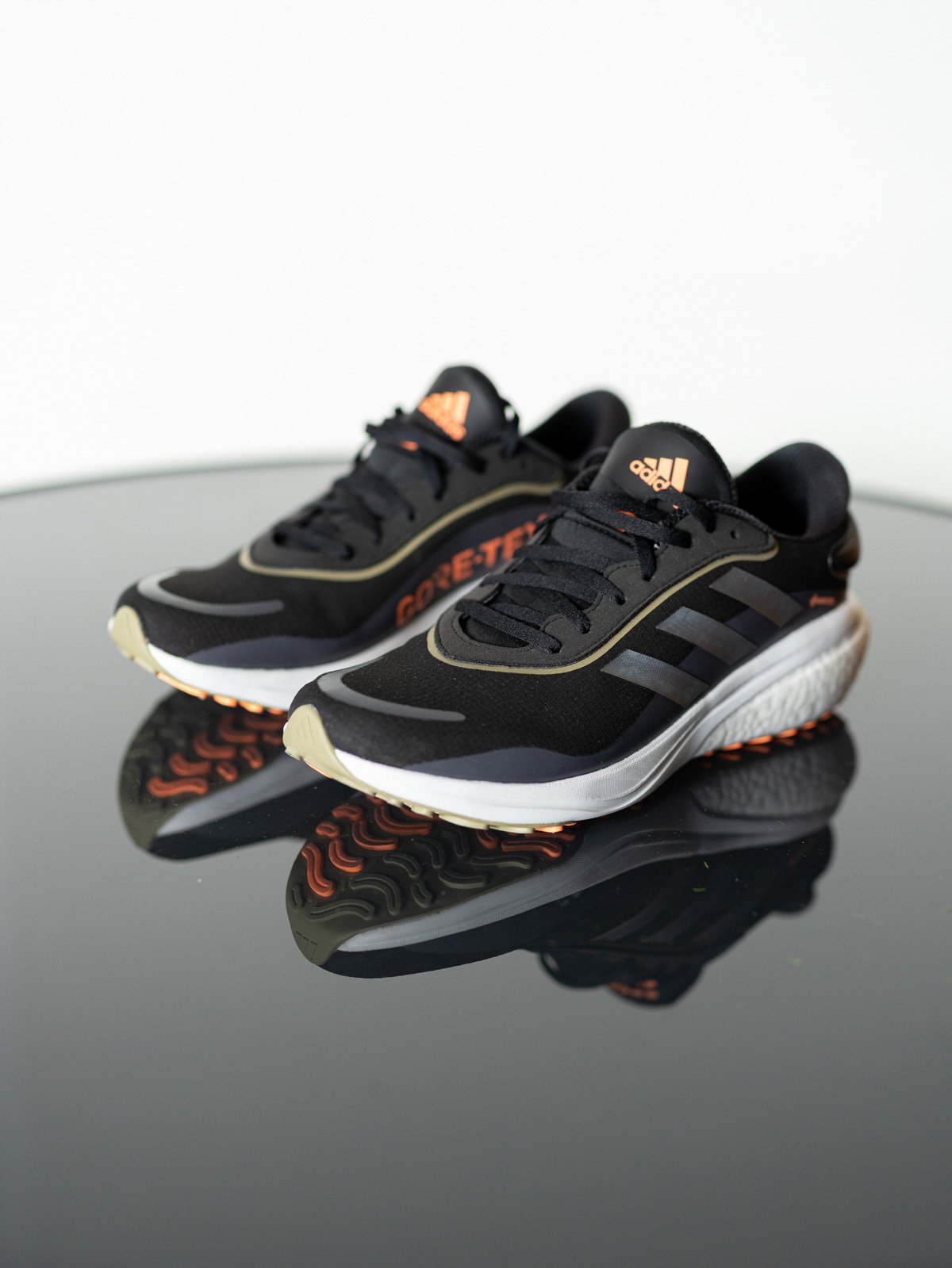 adidas Supernova GTX Core Black / Silver Metallic / Beam Orange