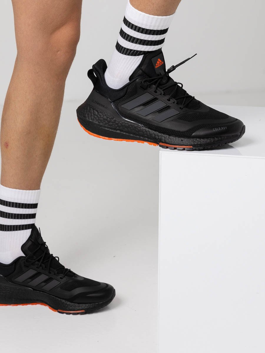 adidas UltraBoost 22 C.RDY II Core Black / Carbon / Impact Orange