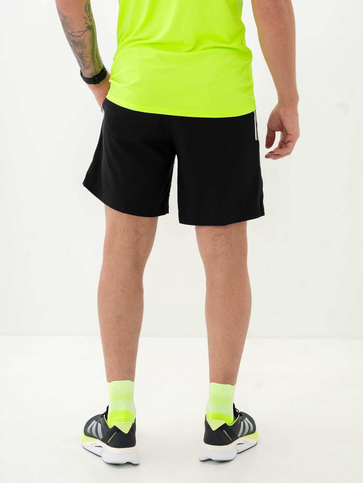 adidas Own The Run Bar 7" Short Black