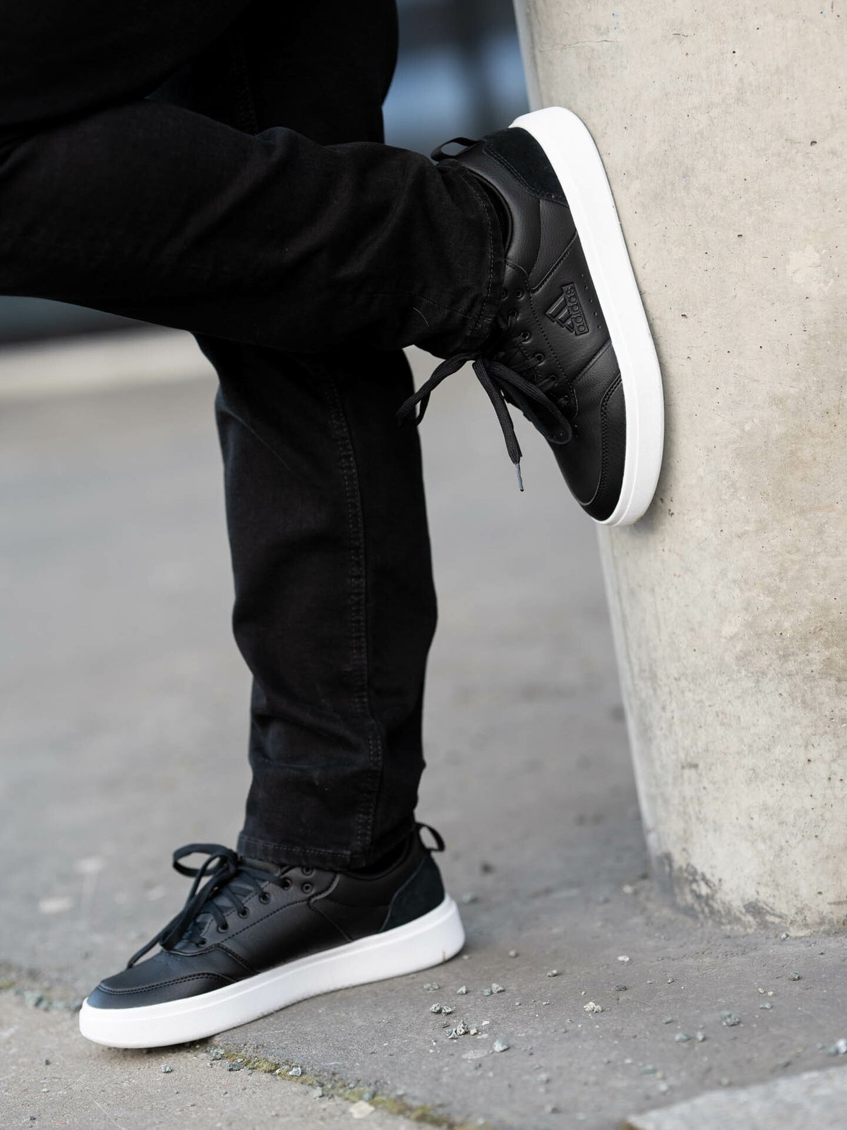 adidas Park Street Core Black / Core Black / Cloud White