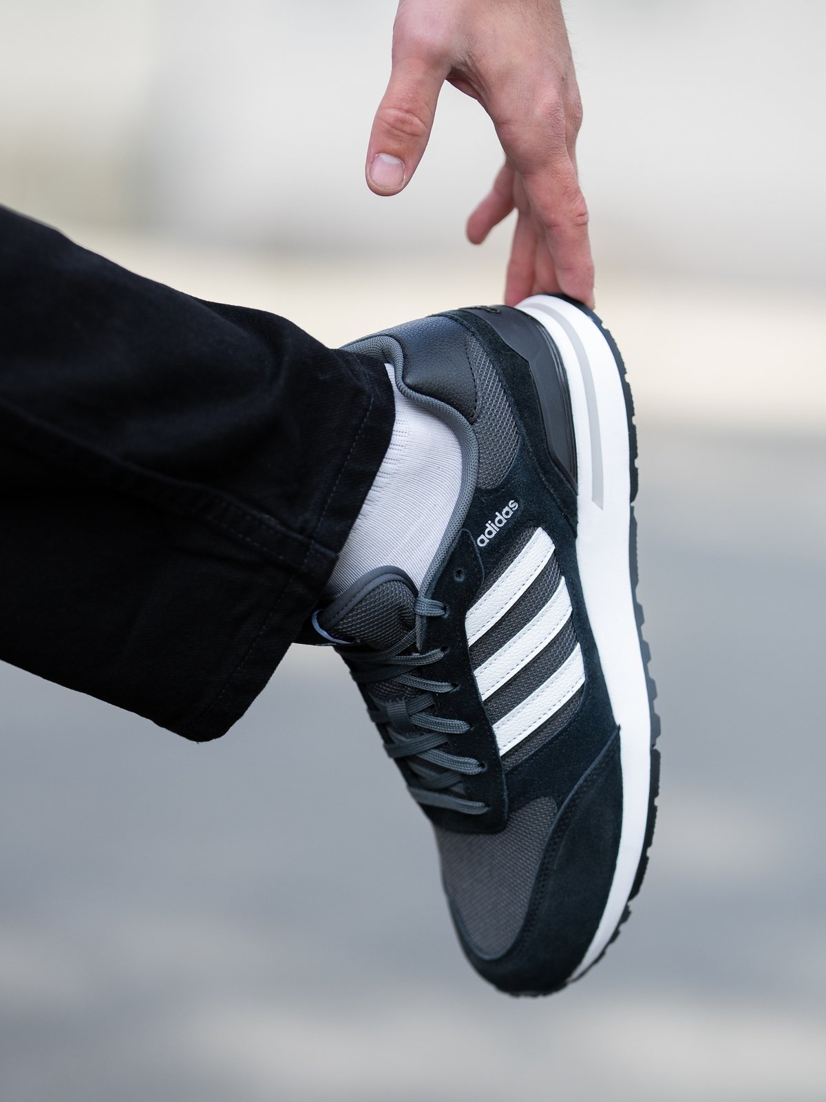 adidas Run 80s Core Black / Cloud White / Grey Six