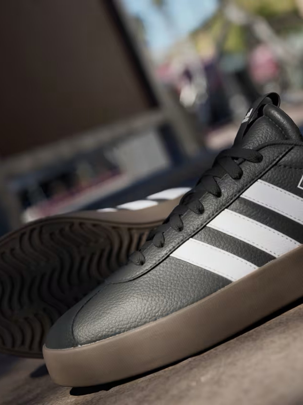 adidas VL Court 3.0 Core Black / Cloud White / Gum