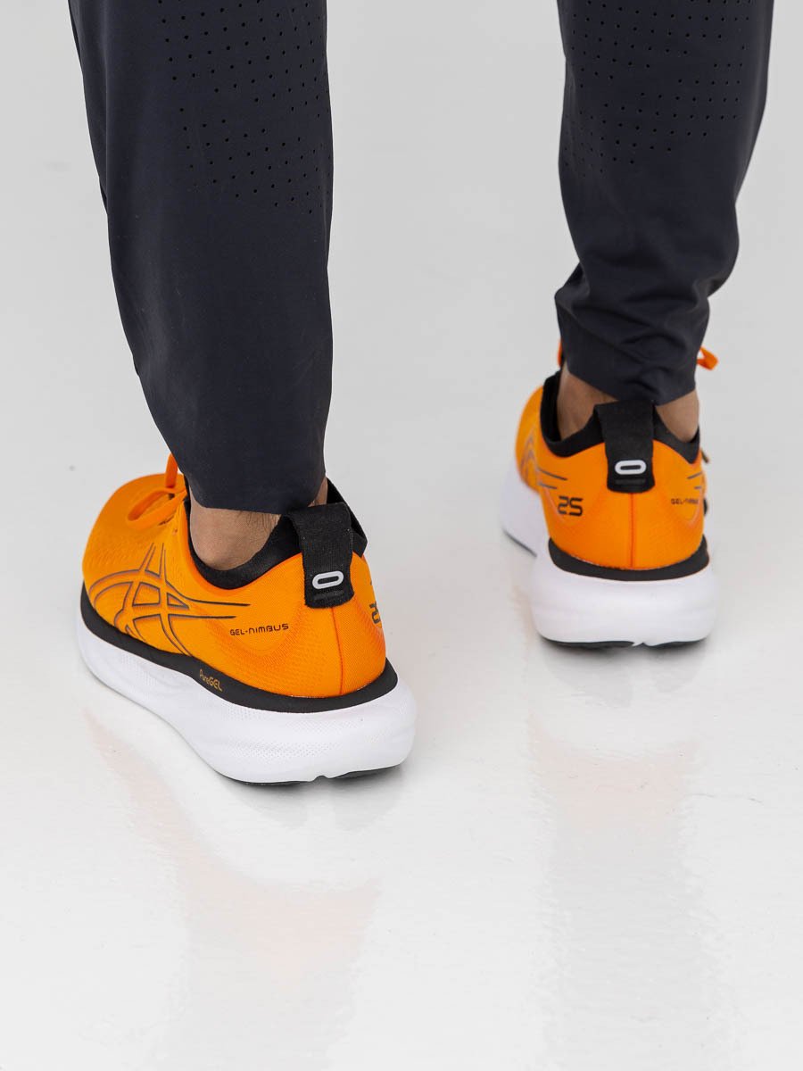 ASICS Gel-Nimbus 25 Bright Orange / Black