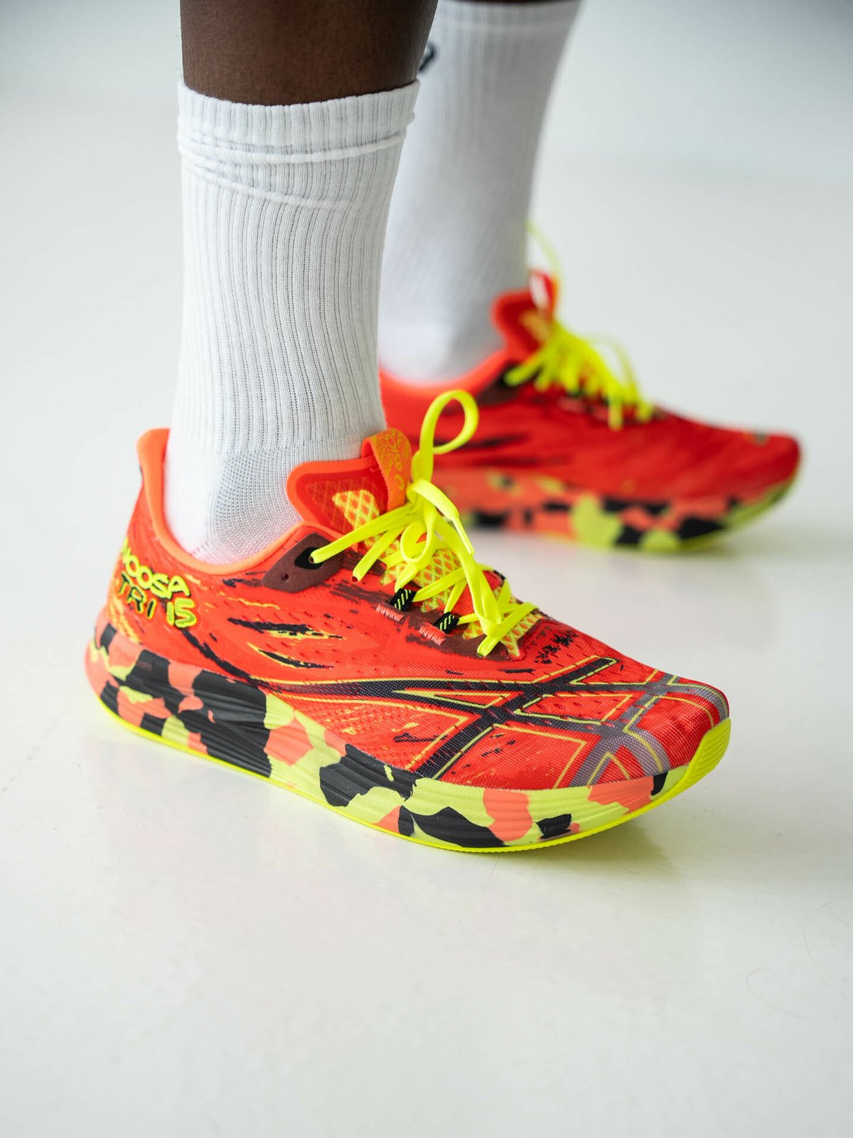 ASICS Noosa Tri 15 Sunrise Red / Black