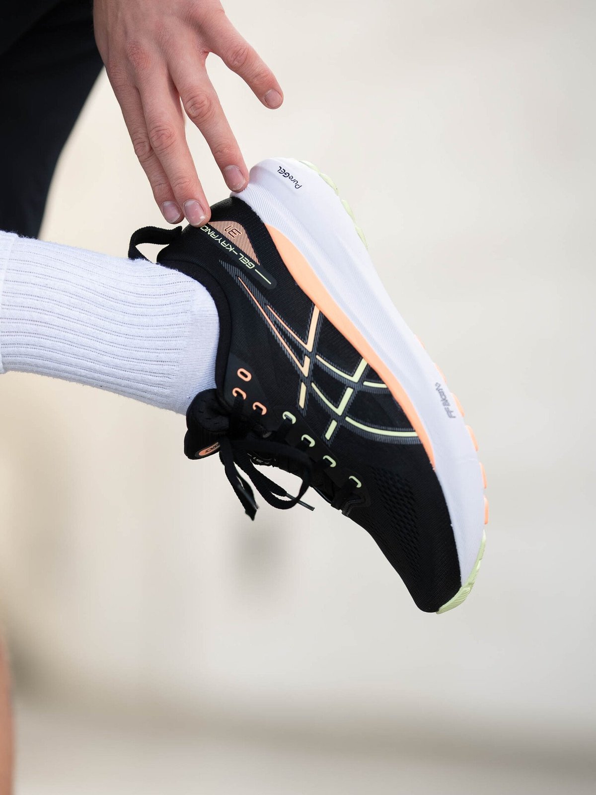 ASICS Gel-Kayano 31 Black / Cool Matcha