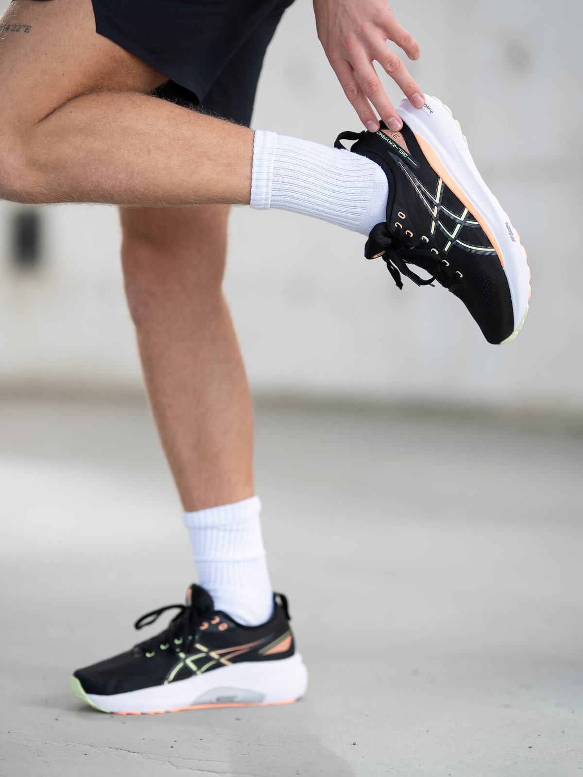 ASICS Gel-Kayano 31 Black / Cool Matcha