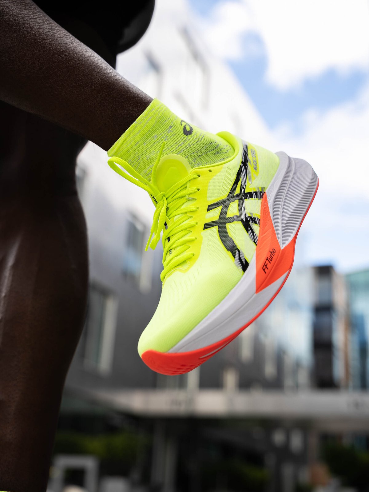 ASICS Magic Speed 4 Safety Yellow / Black