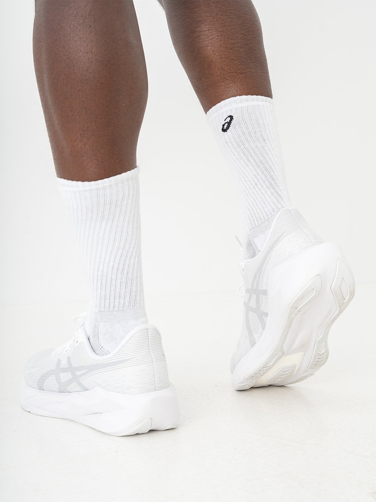 ASICS Novablast 6 White / White