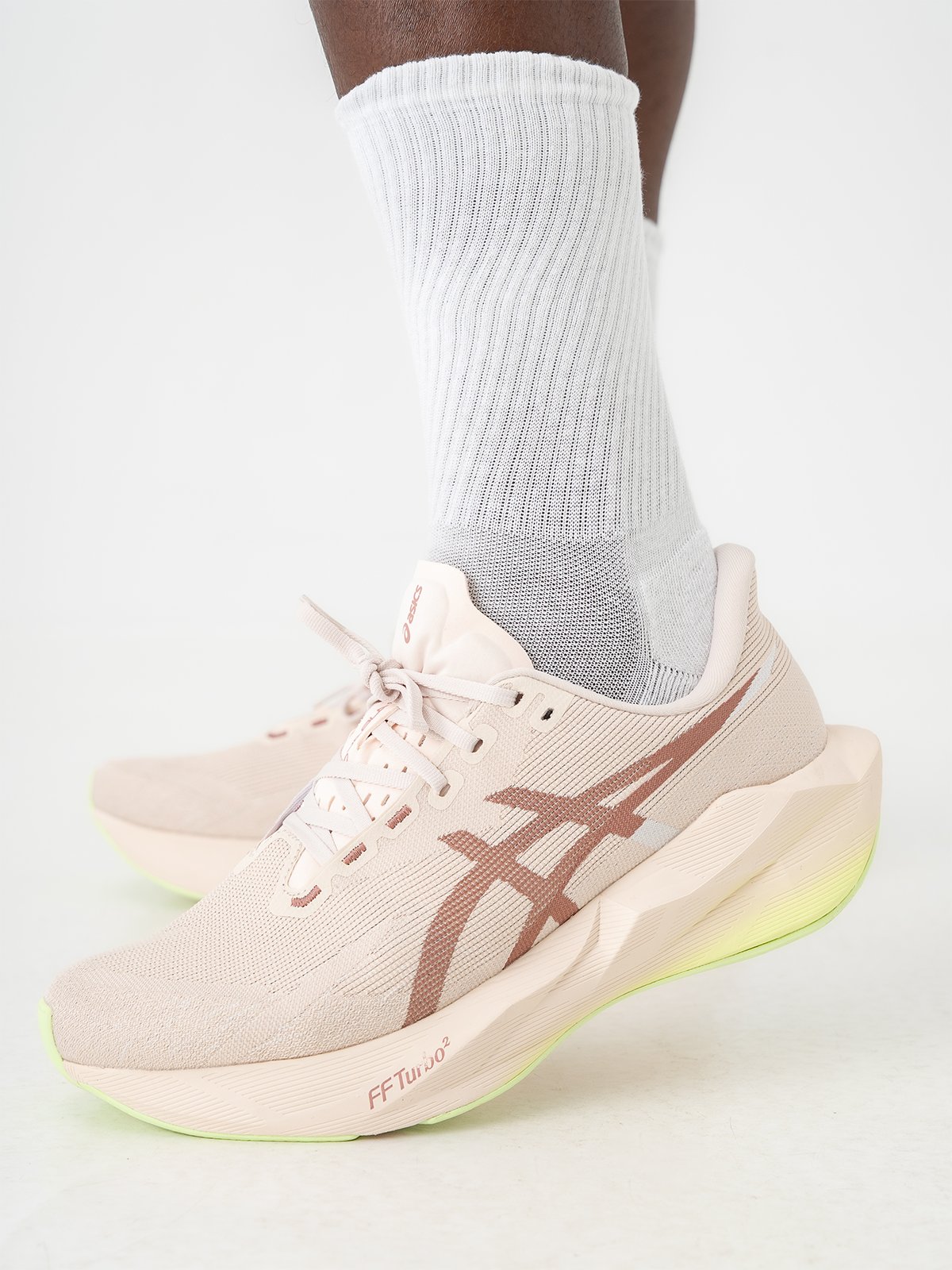 ASICS Novablast 6 Rose Dust / Illuminate Yellow