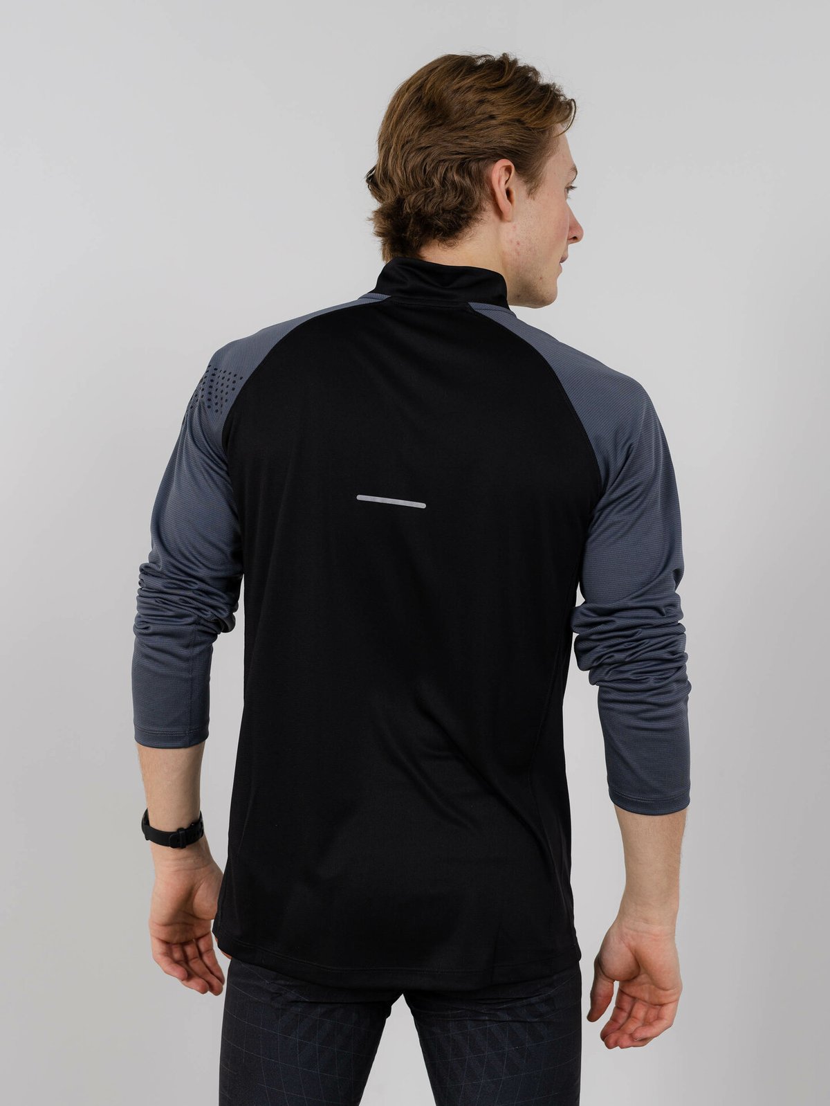 ASICS Icon Long Sleeve 1/2 Zip Performance Black/Carrier Grey