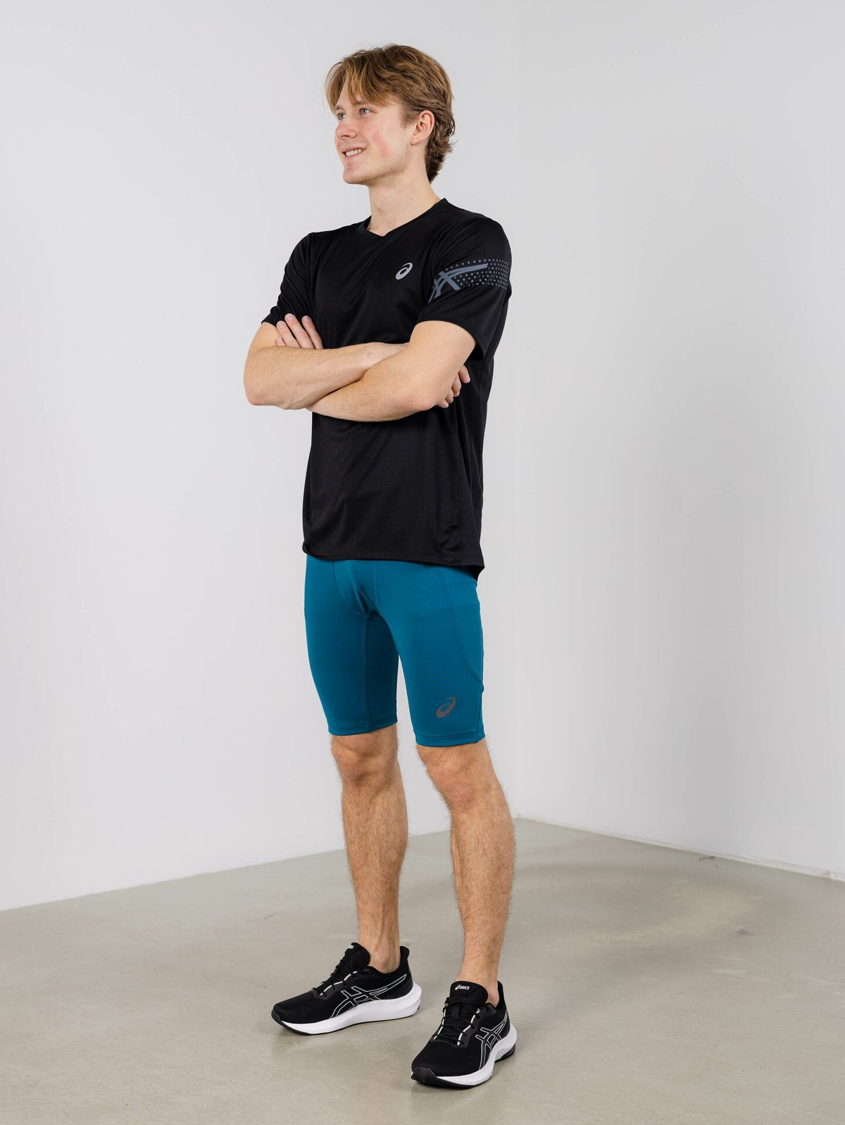 ASICS Icon Short Sleeve Top Performance Black/Carrier Grey