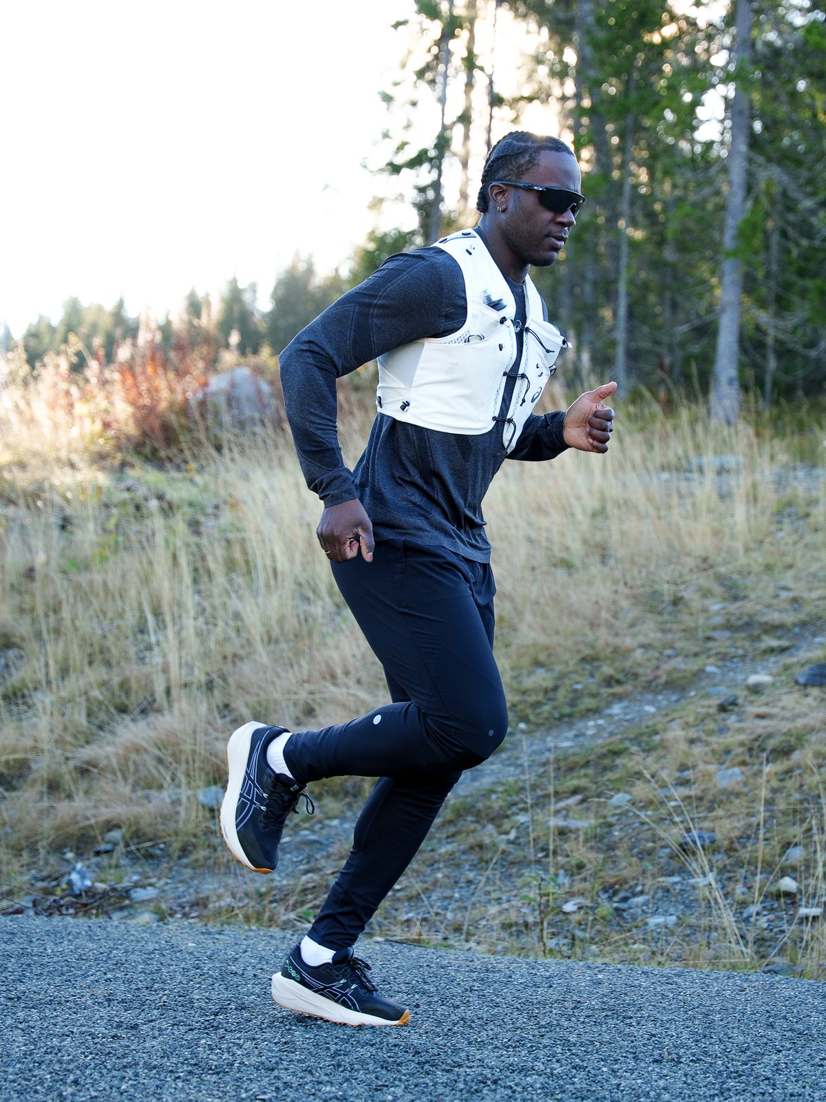 ASICS Fujitrail Vest Cream