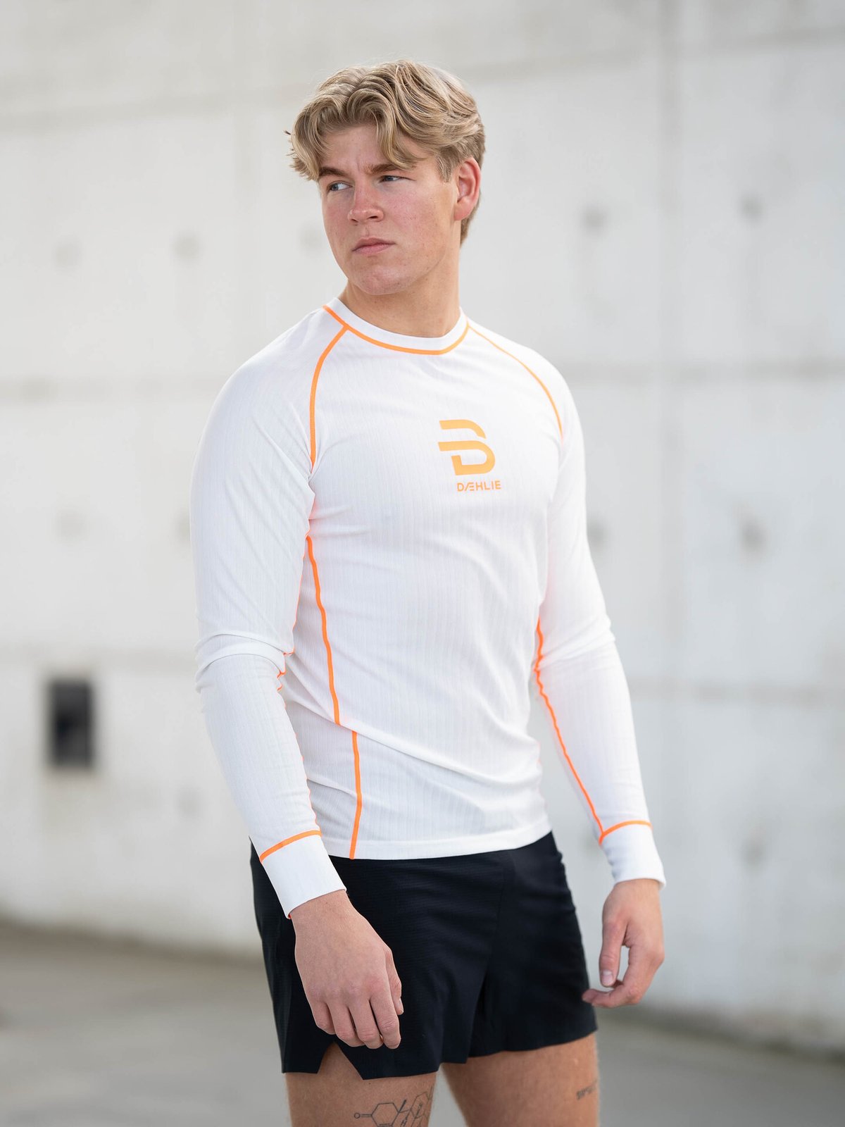 Dæhlie Endurance Tech Long sleeve Shocking Orange