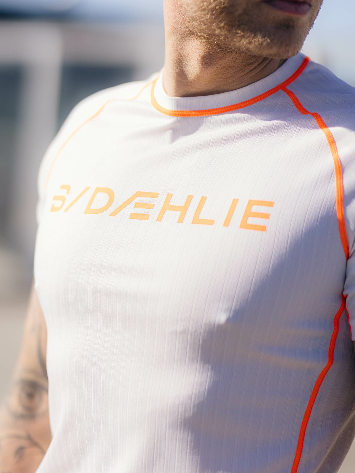 Dæhlie Endurance Tech T-Shirt M Shocking Orange