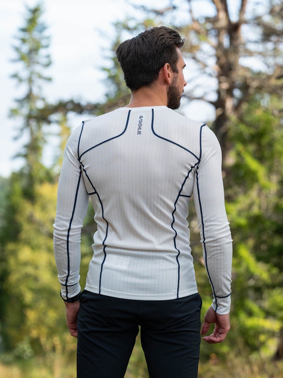 Dæhlie Training Tech Long Sleeve Brilliant White / Dark Denim