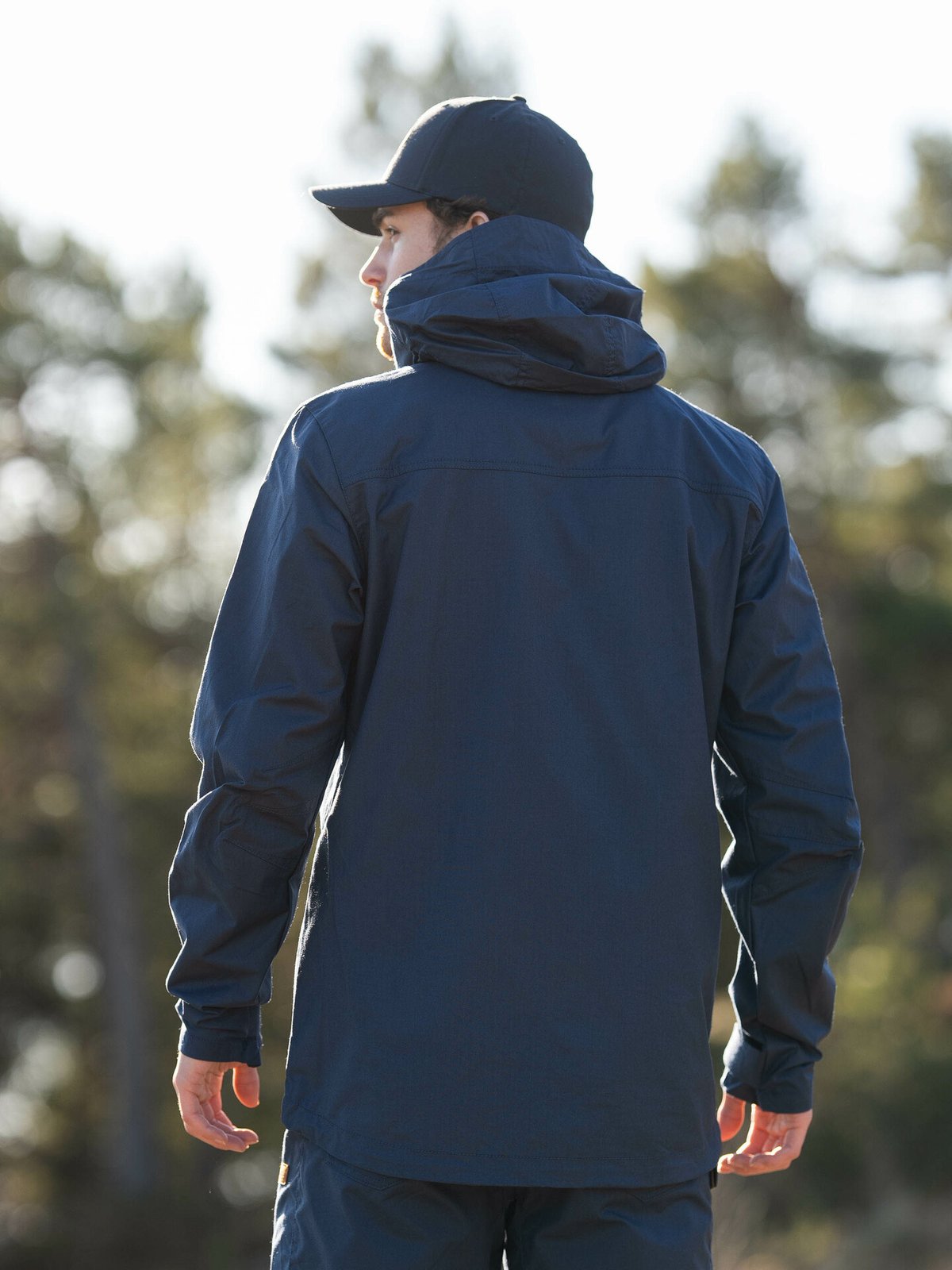 Bergans Nordmarka Leaf Light Wind Jacket Men Navy Blue