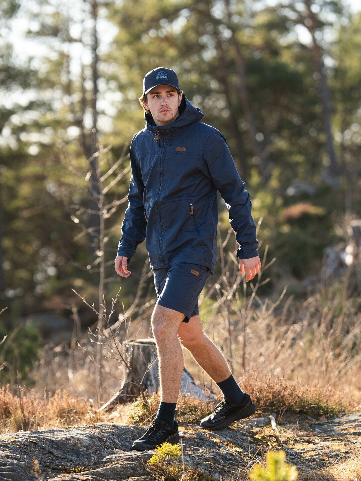 Bergans Nordmarka Leaf Light Wind Jacket Men Navy Blue