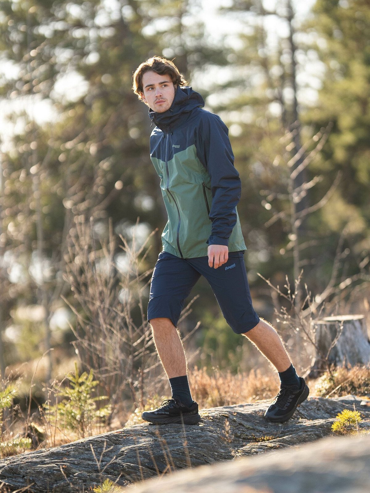 Bergans Vandre Light Softshell Long Shorts Men Navy