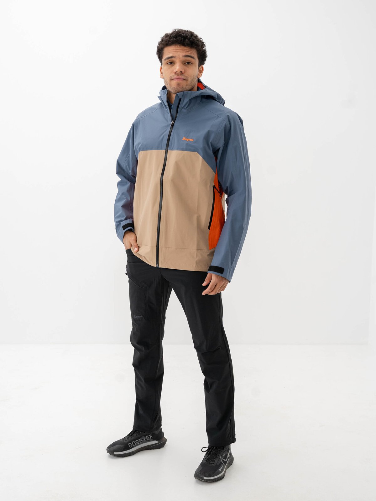 Bergans Vaagaa 3L Shell Jacket Men Granite Blue / Warm Sand