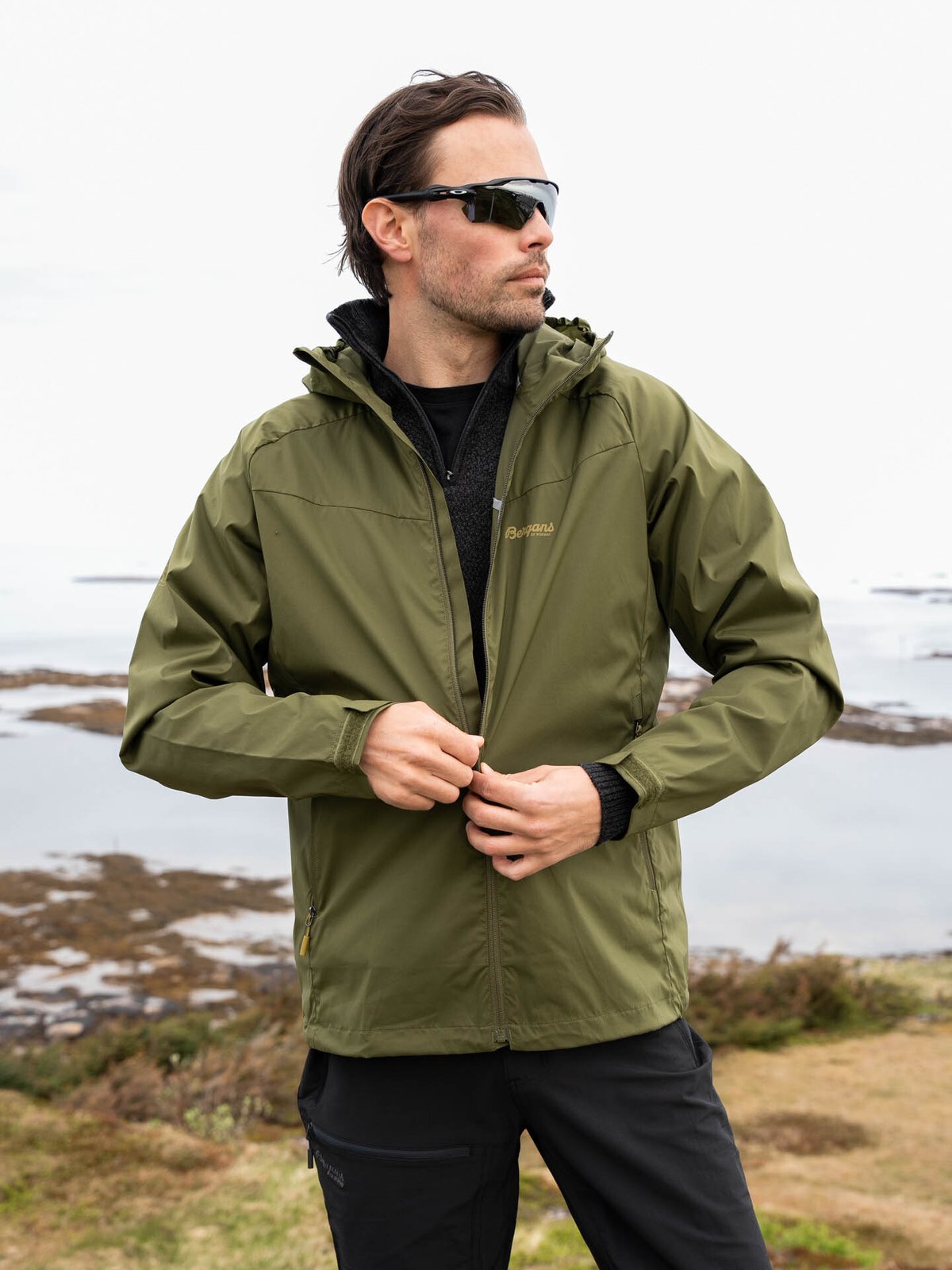Bergans Microlight Jacket Dark Olive Green