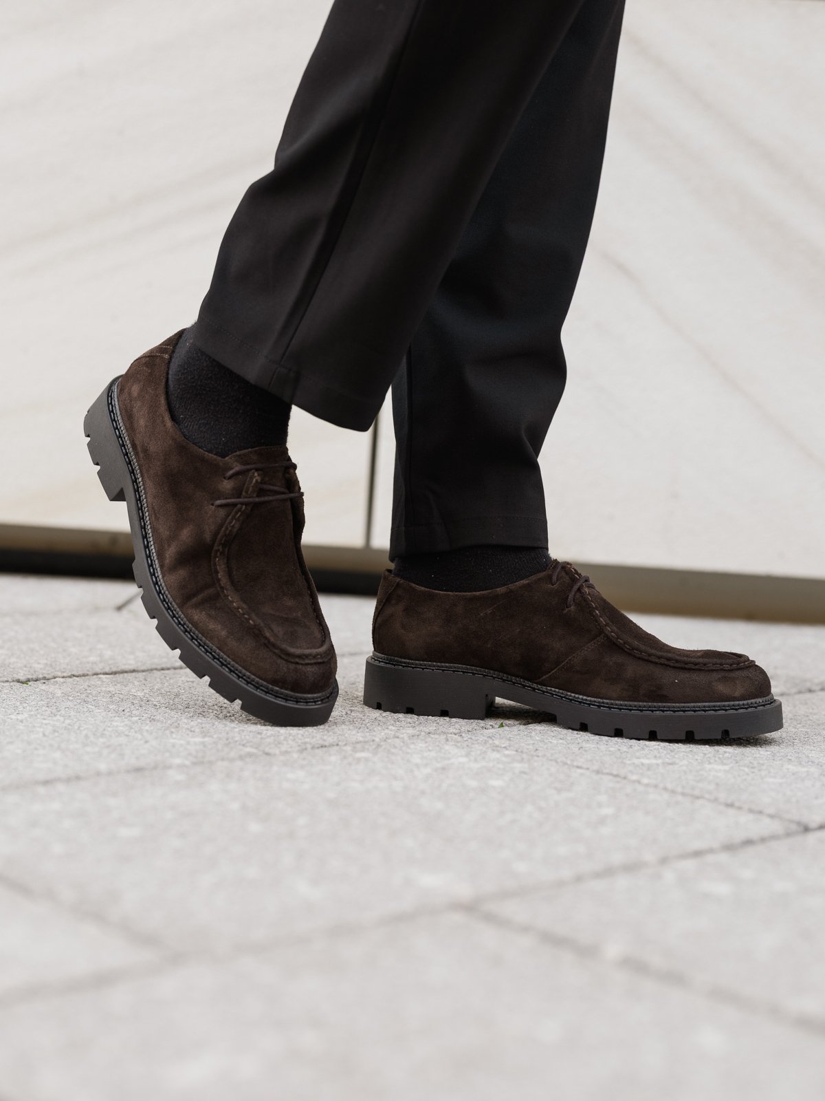 Bianco Jeff Moc Toe Oily Suede Dark Brown