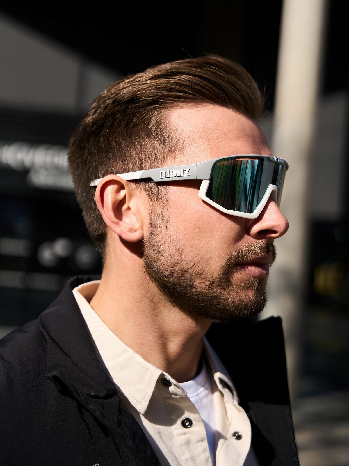 Bliz Fusion Ramme: Light Grey / Glass: Smoke Ice Blue