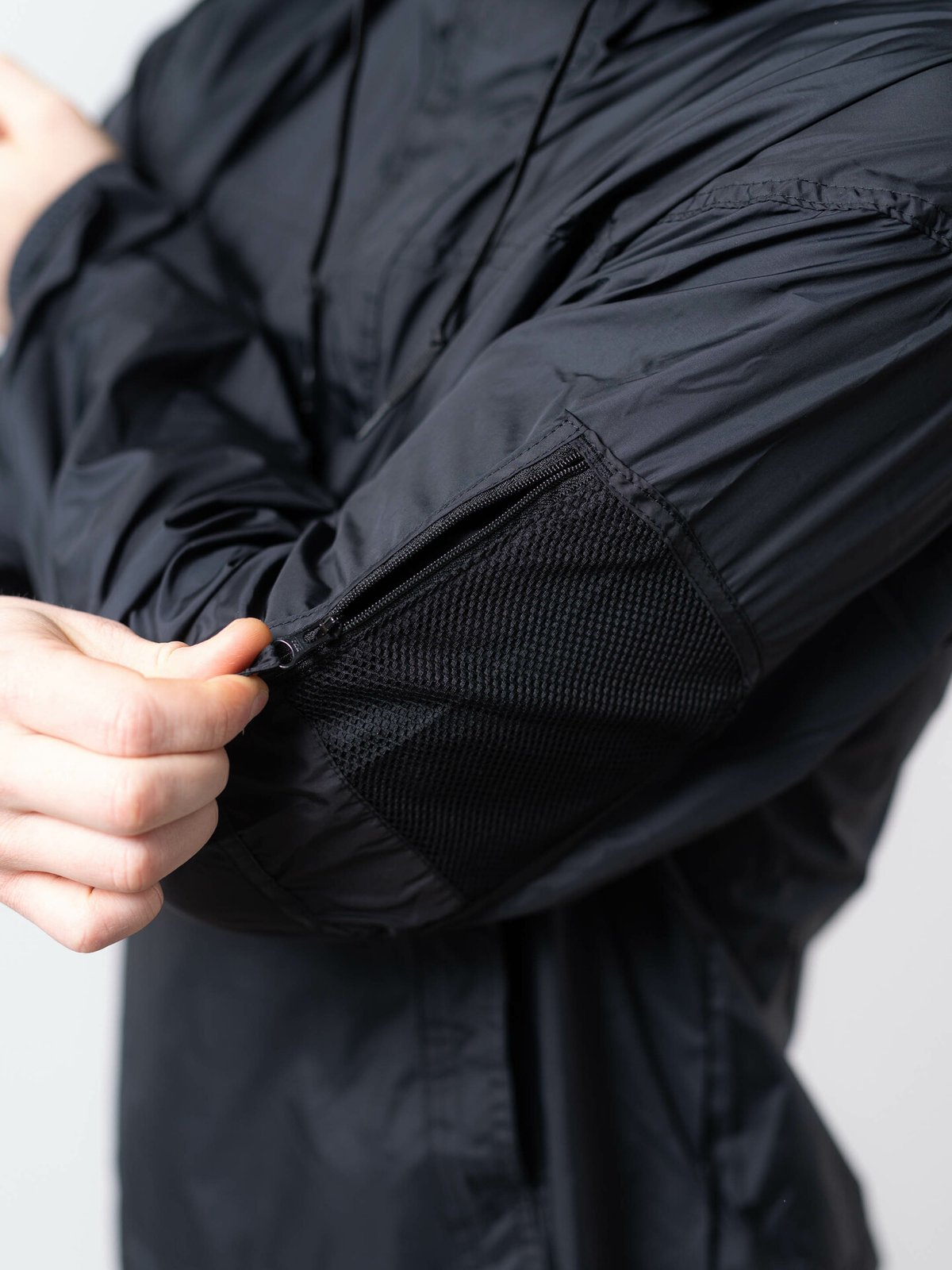 Columbia Challenger Windbreaker Black