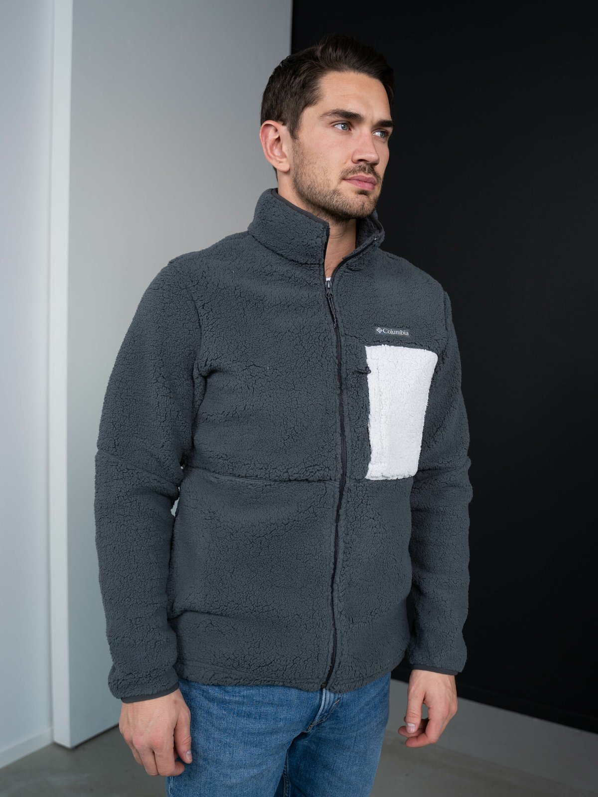 Columbia Mountainside Heavyweight Shark