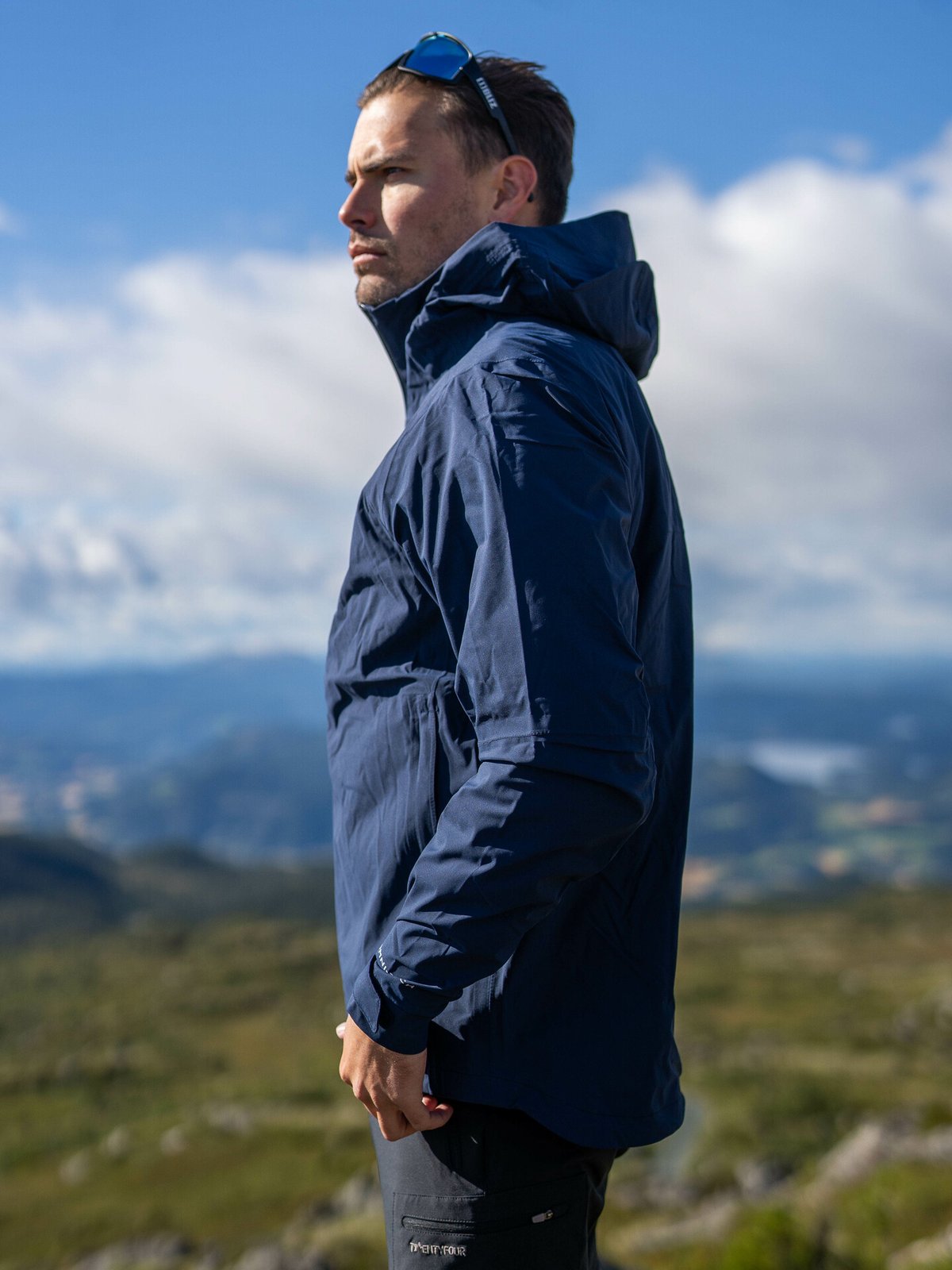 Columbia Omni Shell Jacket Collegiate navy