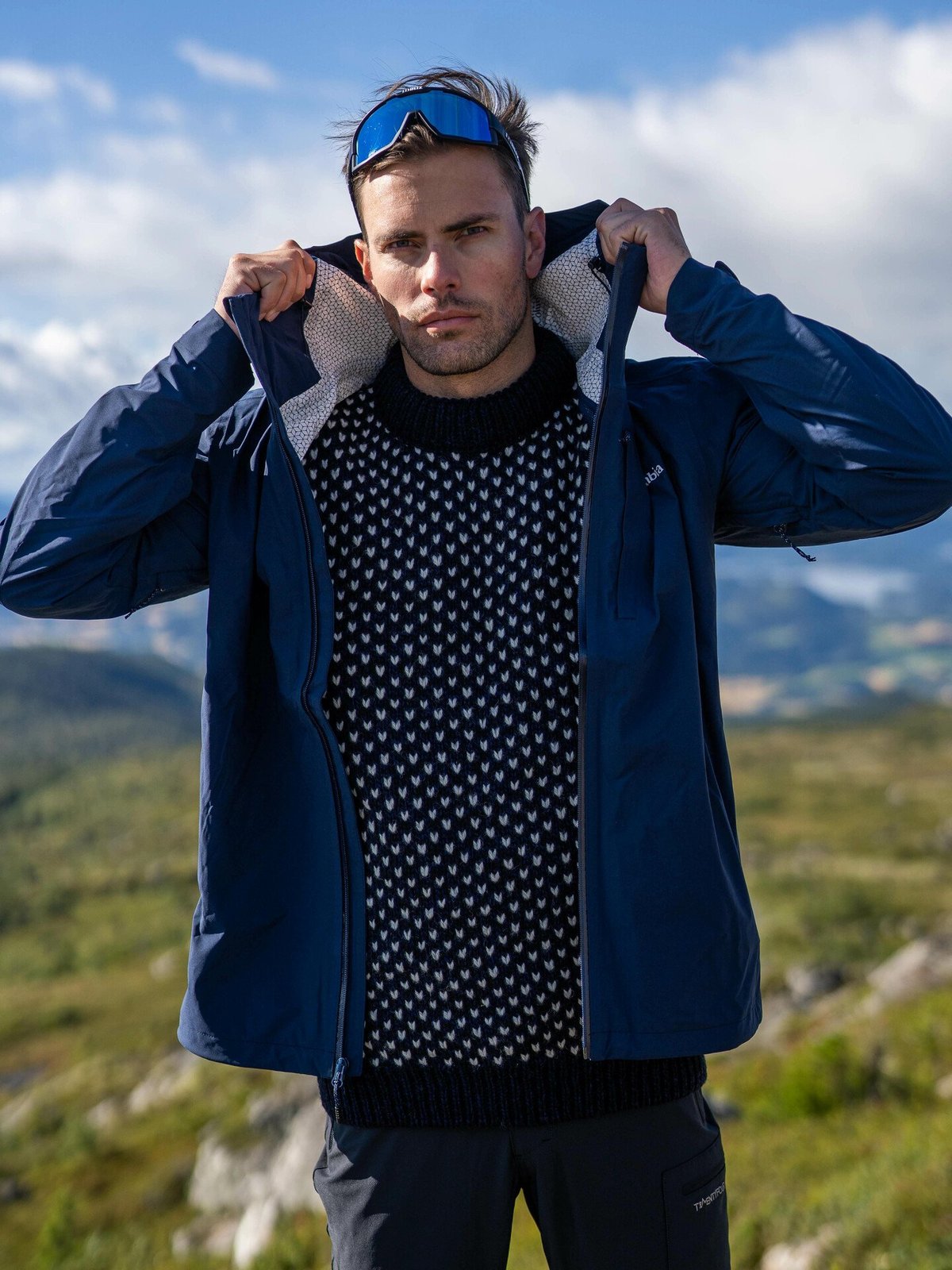 Columbia Omni Shell Jacket Collegiate navy