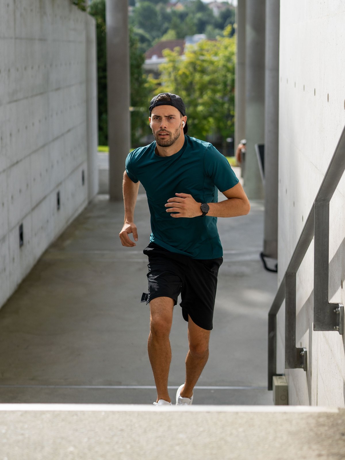 Craft Core Essence Relaxed Shorts Black