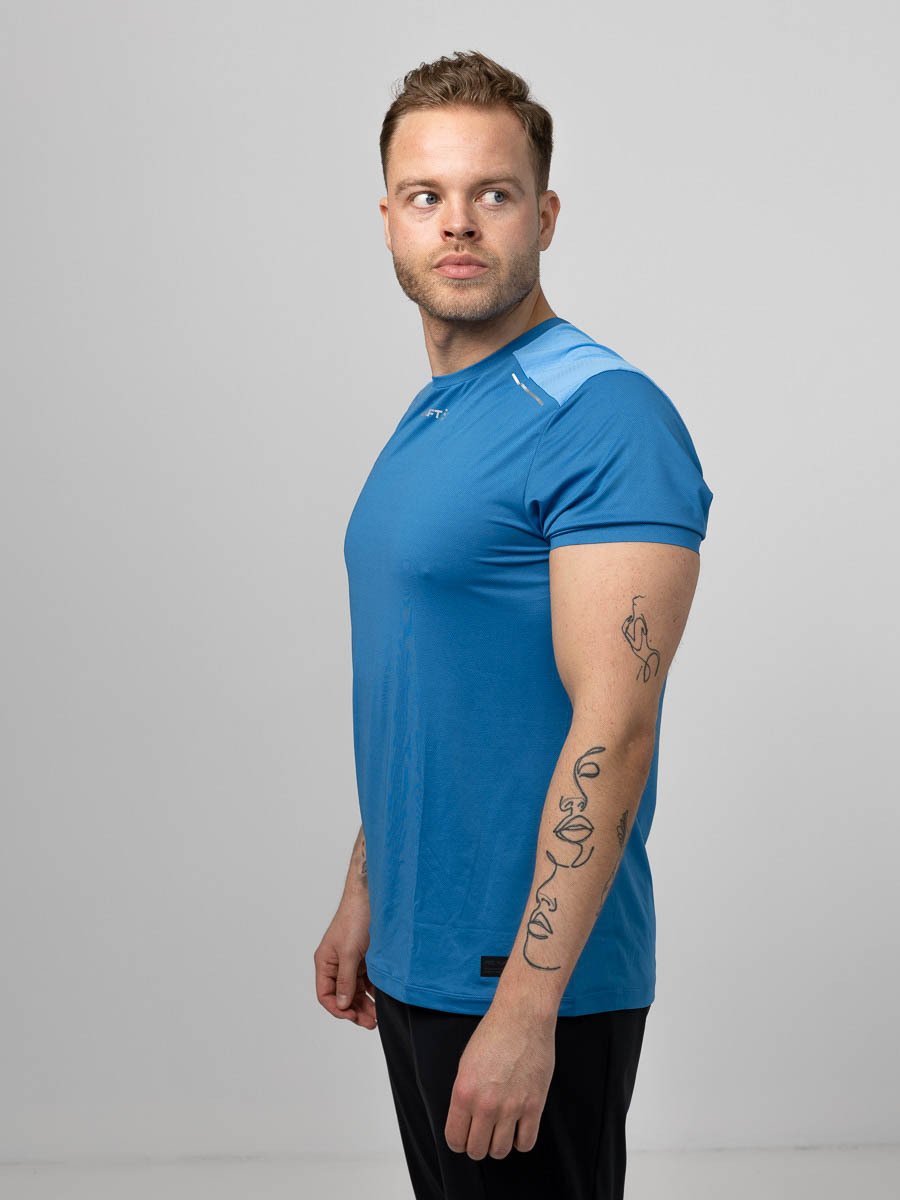 Craft PRO Hypervent Short Sleeve Tee M Blue