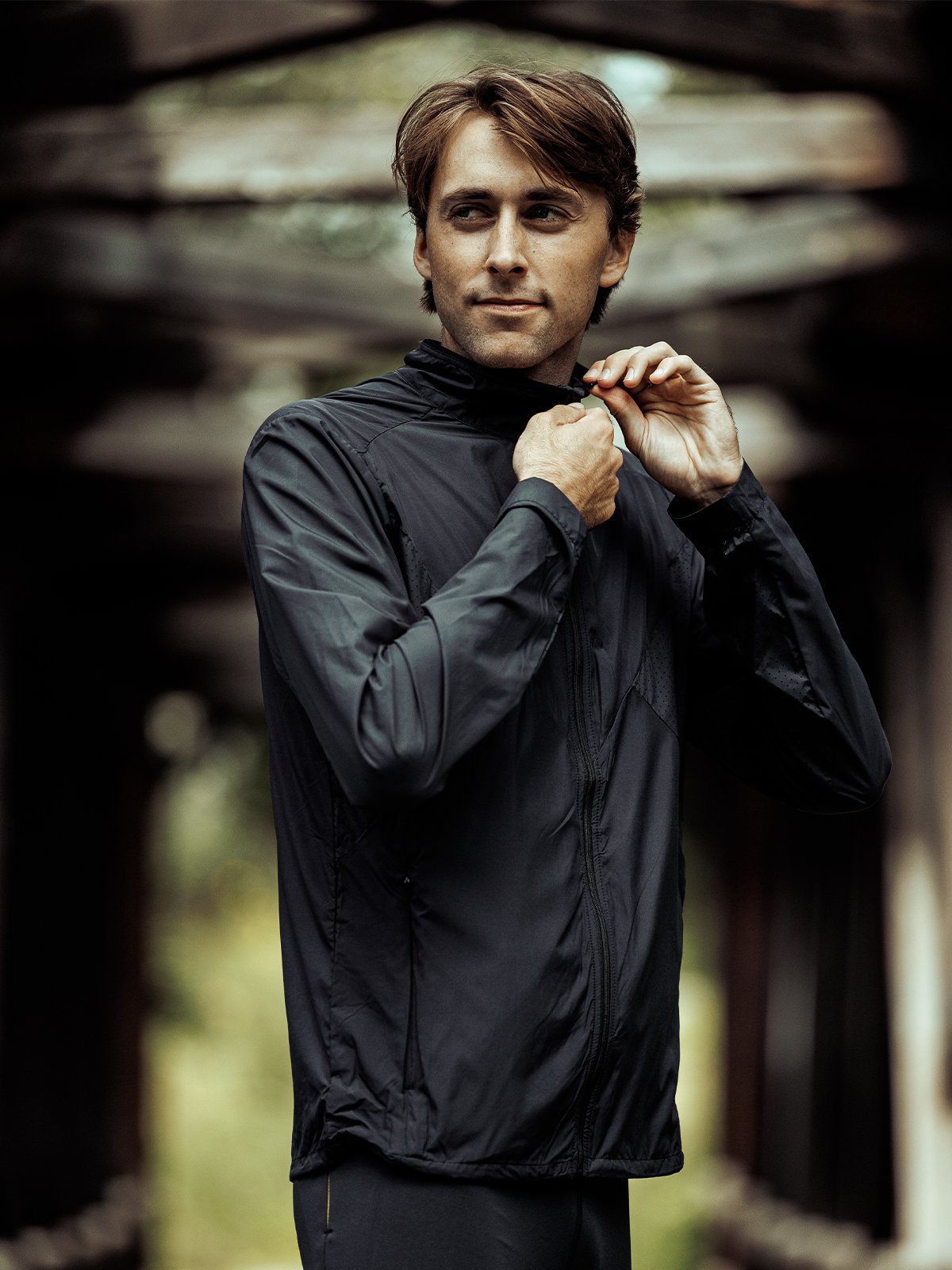 Craft ADV Essence Wind Jacket Man Black