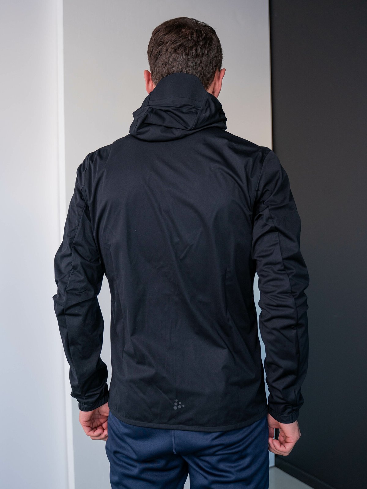 Craft ADV Essence Hydro Jacket Black