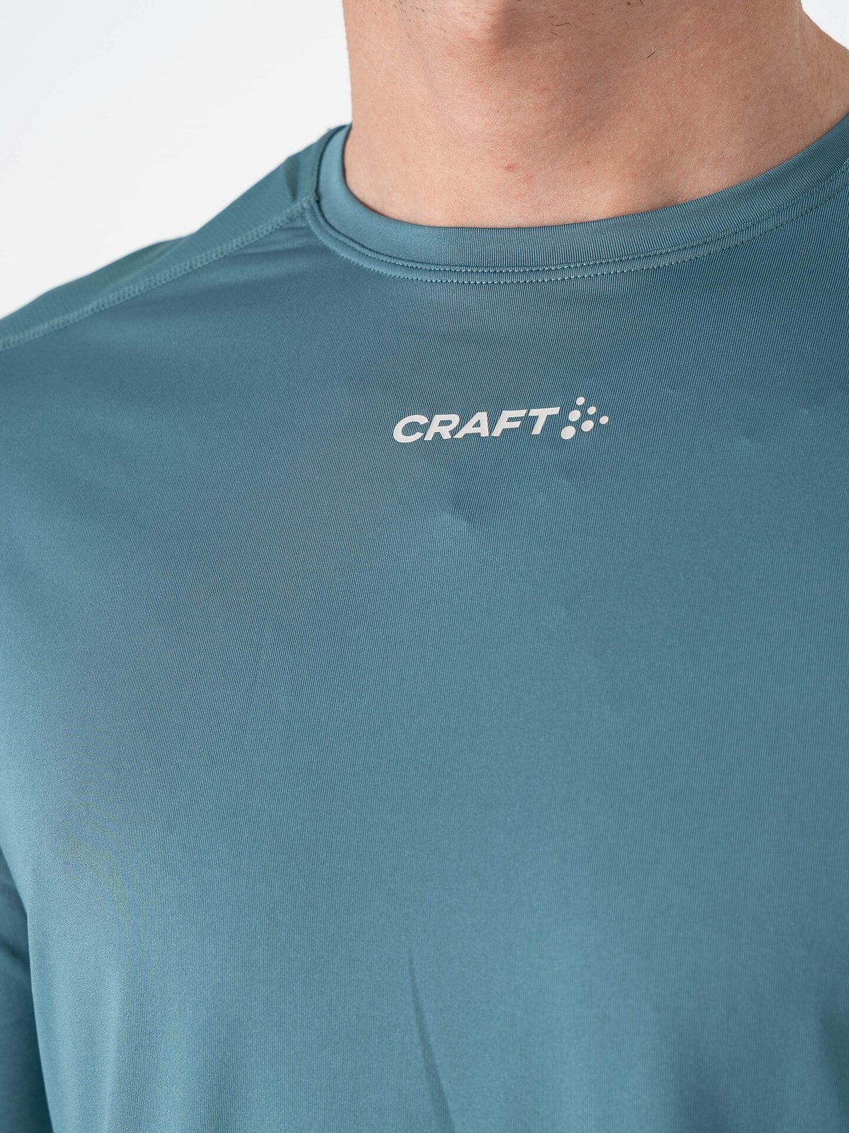 Craft Advance Essence Long Sleeve Tee 2 Hydrate