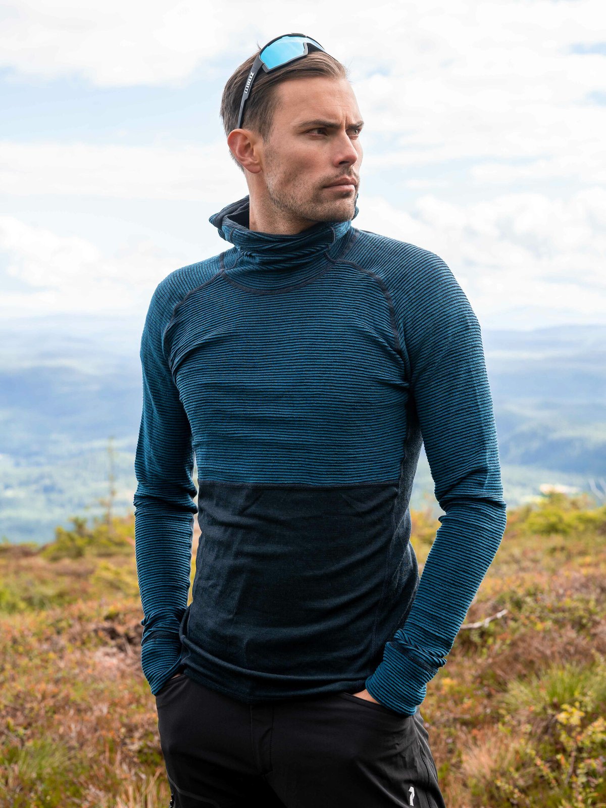 Devold Tuvegga Merino Hoodie Man Flood