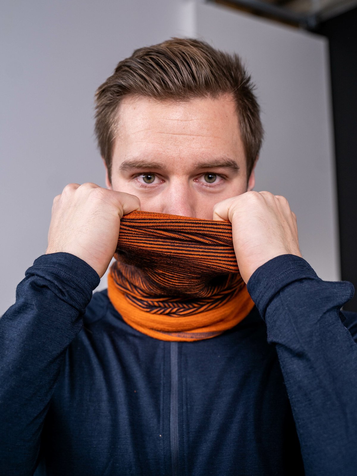 Devold Tuvegga Merino Headover Flame