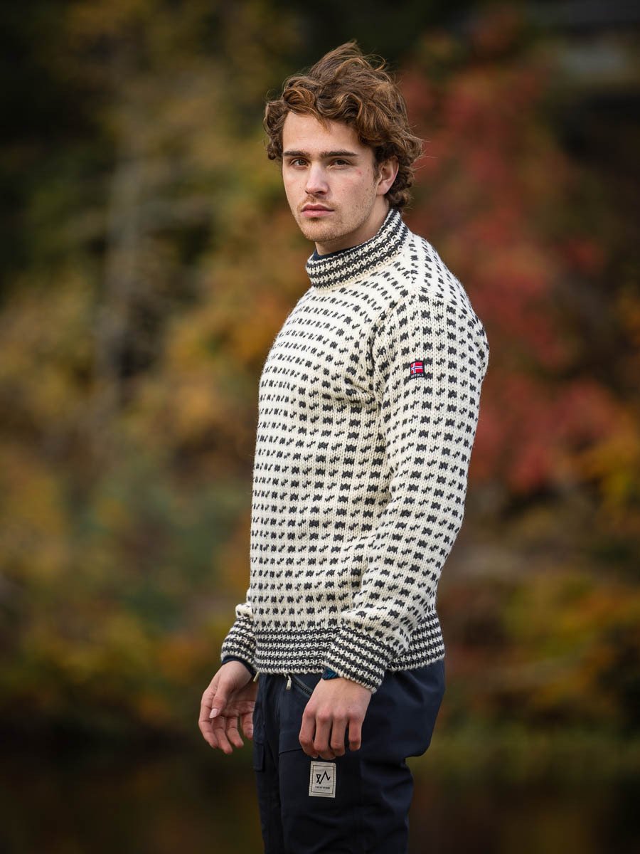 Devold Islender Crew Neck Offwhite/Anthracite