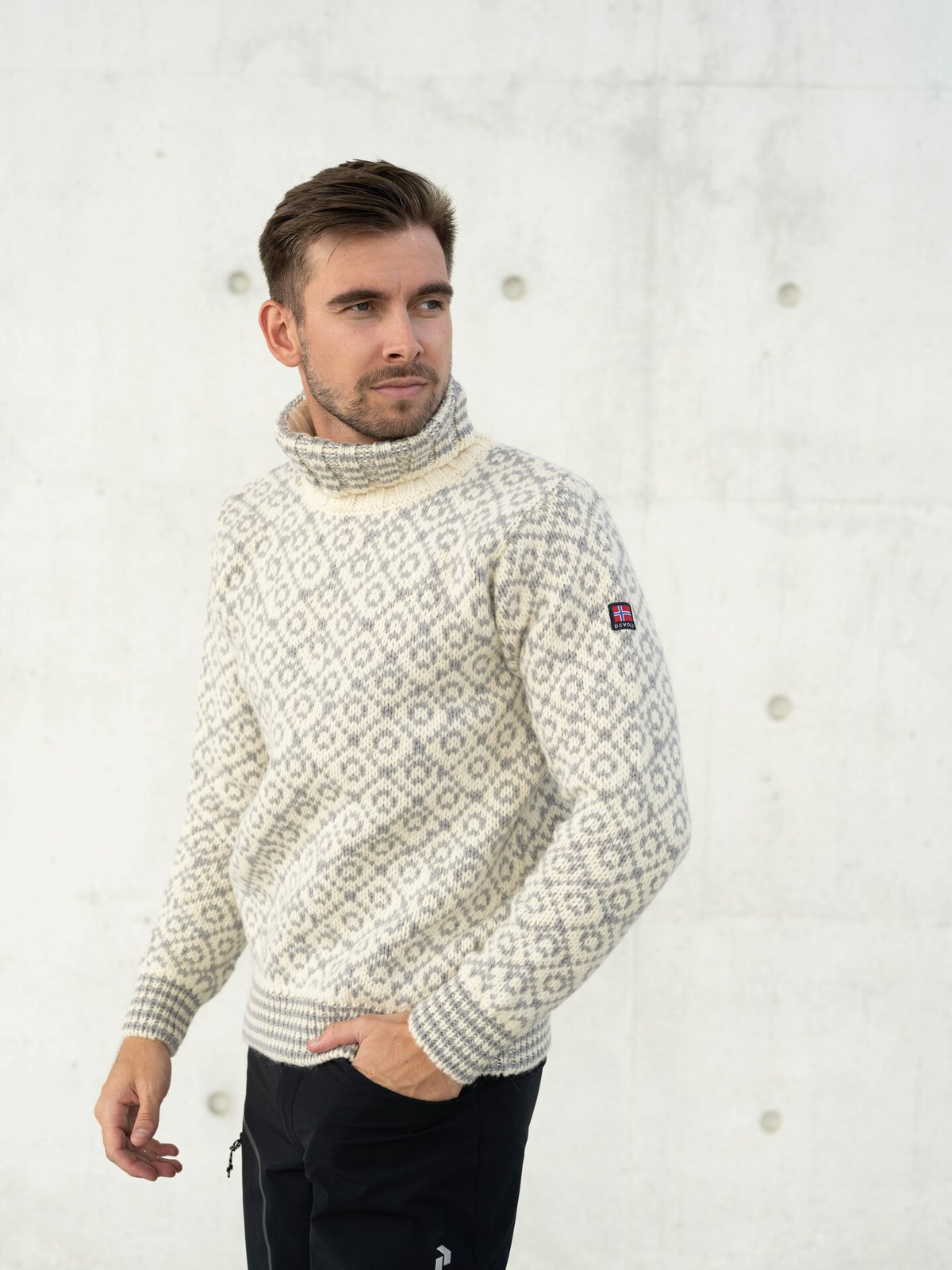 Devold Svalbard Sweater High Neck Offwhite/Grey