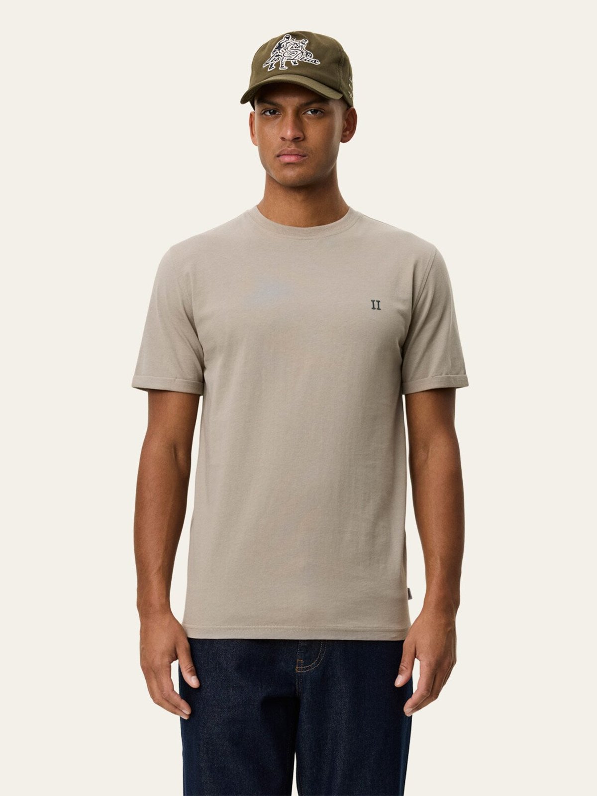 Les Deux Norregaard Contrast T-Shirt Laurel Oak Sand